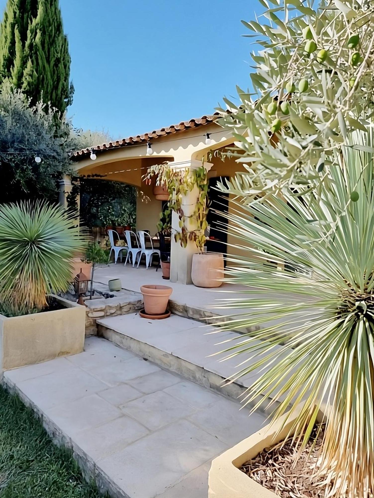 Villa Oasis En Provence Luberon Pierrevert Esterno foto